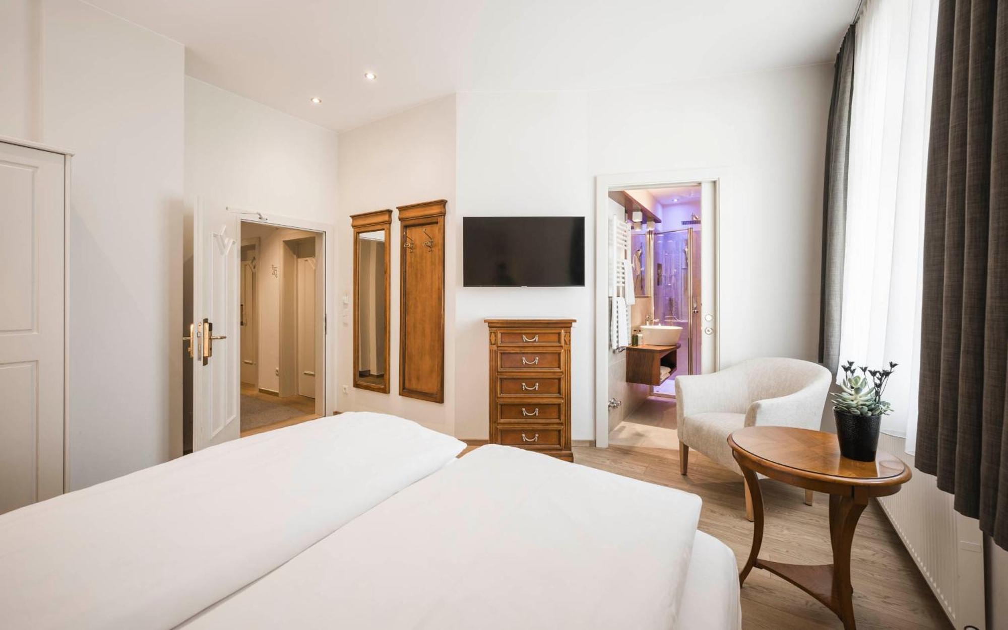 Hotel Villa Kastelruth Екстер'єр фото