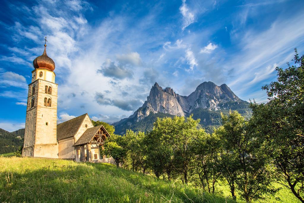 Hotel Villa Kastelruth Екстер'єр фото
