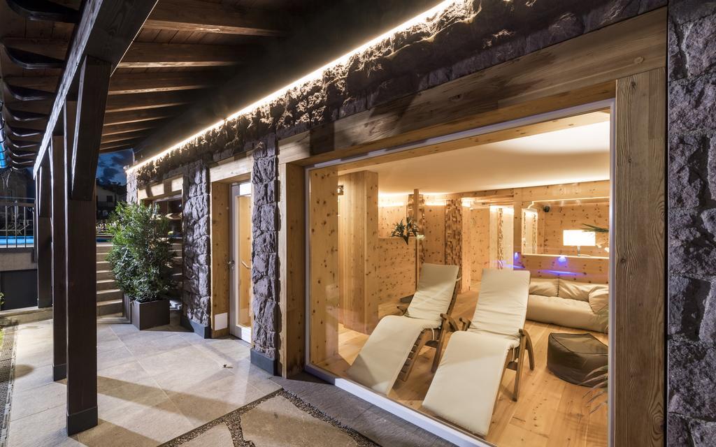Hotel Villa Kastelruth Екстер'єр фото